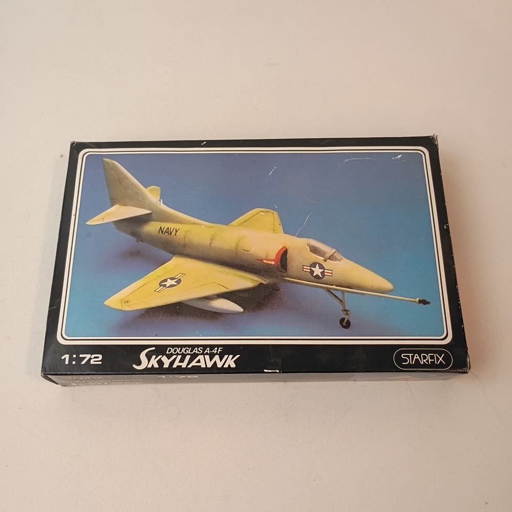 Starfix Douglas A-4F Skyhawk 709/07 NIB 1/72 Model Kit 'Sullys Hobbies Open Box